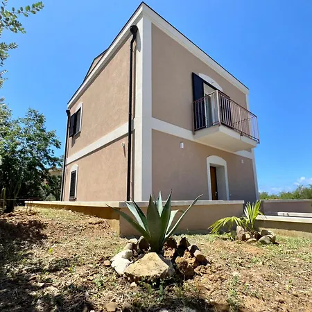 Franca Villa Cefalu